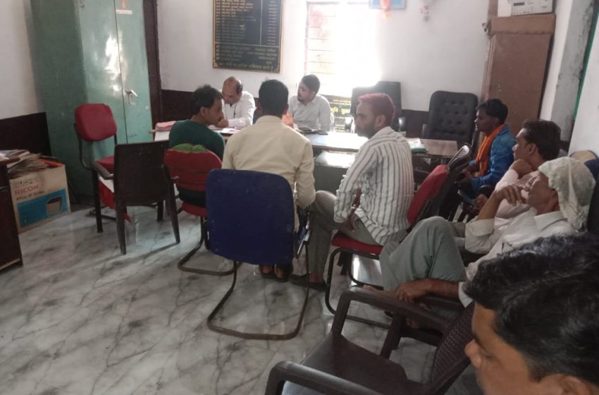  डिंडौरी # सरपंच, सचिव व उपसरपंच पर सफ्लायरों से सांठ-गांठ का आरोप, सयुंक्त दल ने की जांच, जांच के तीन महीने बाद भी नही हुई कार्रवाई