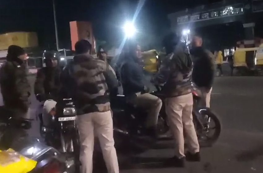  जबलपुर # एनएसबी मेडिकल कॉलेज अस्पताल के सामने देर रात बमबाजी, इलाके में दहशत